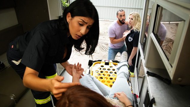 WorkMeHarder ? Jenna Starr & Roxie Sinner ? Emergency Threesome